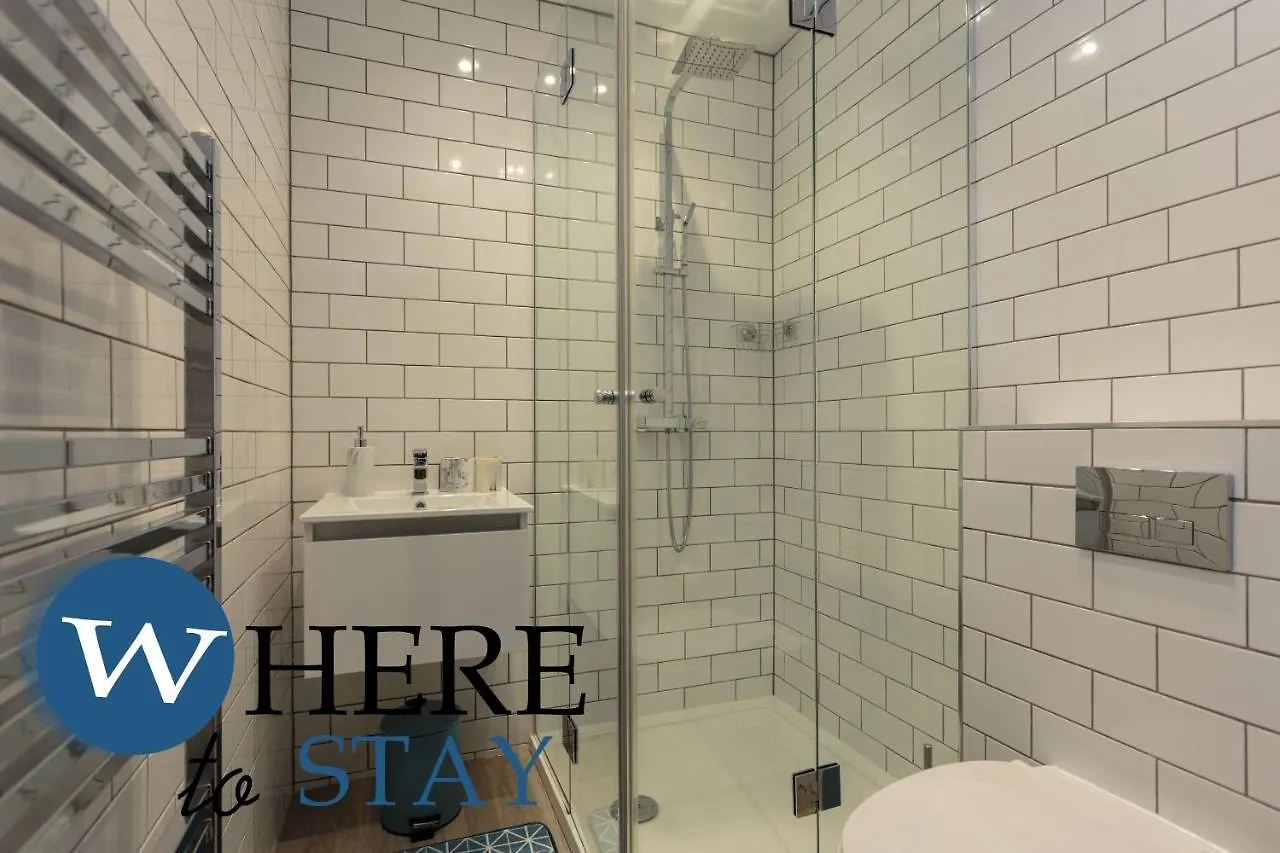 Stylish 2Bed Apartment Underneath Edinburgh Castle